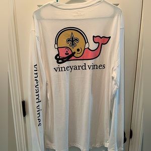 Mens NFL x Vineyard Vines. New Orleans Saints, Large white long sleeve shirt.
